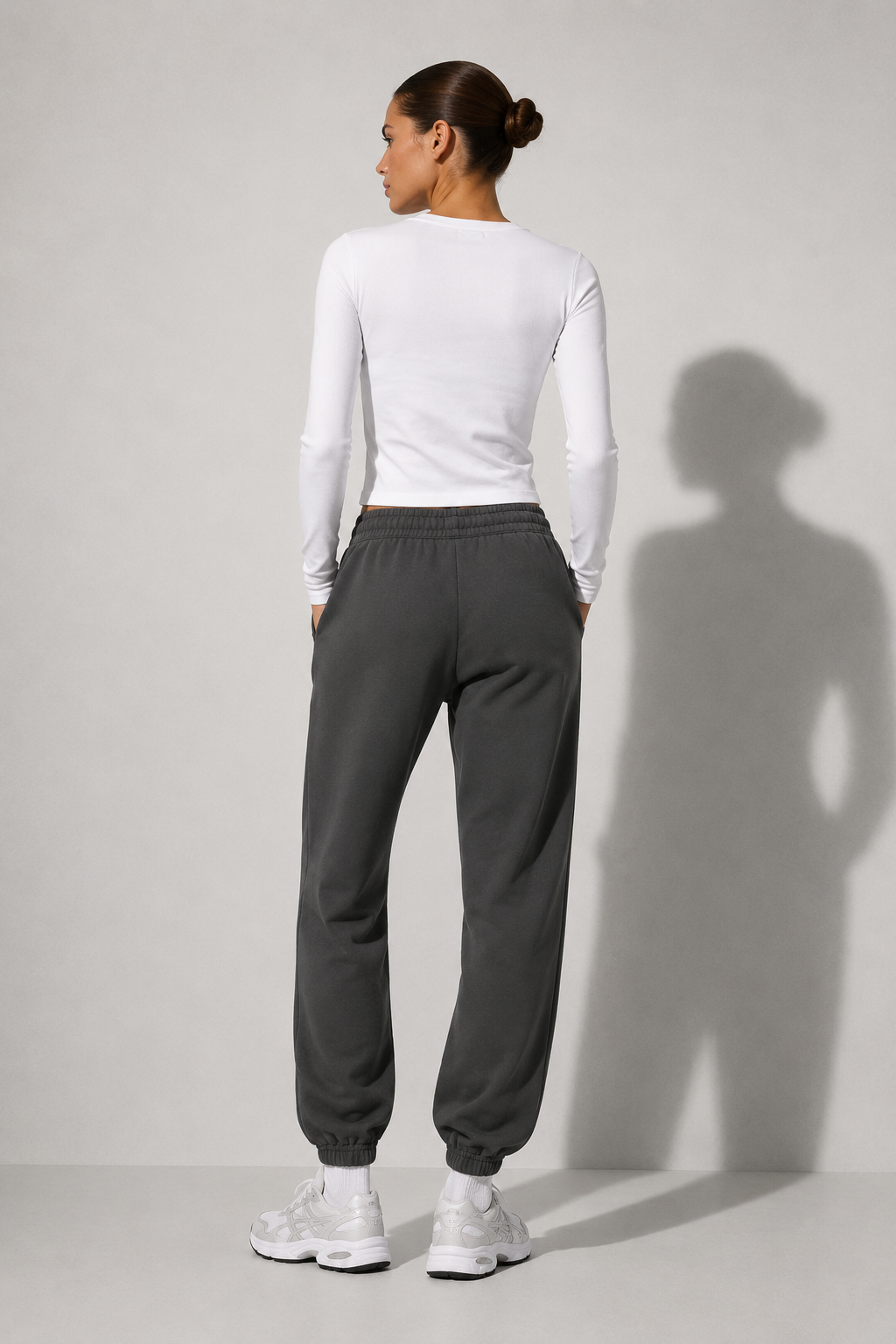 VAYRENX - V Logo Sweatpants