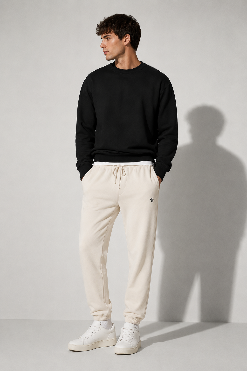 VAYRENX - V Logo Sweatpants