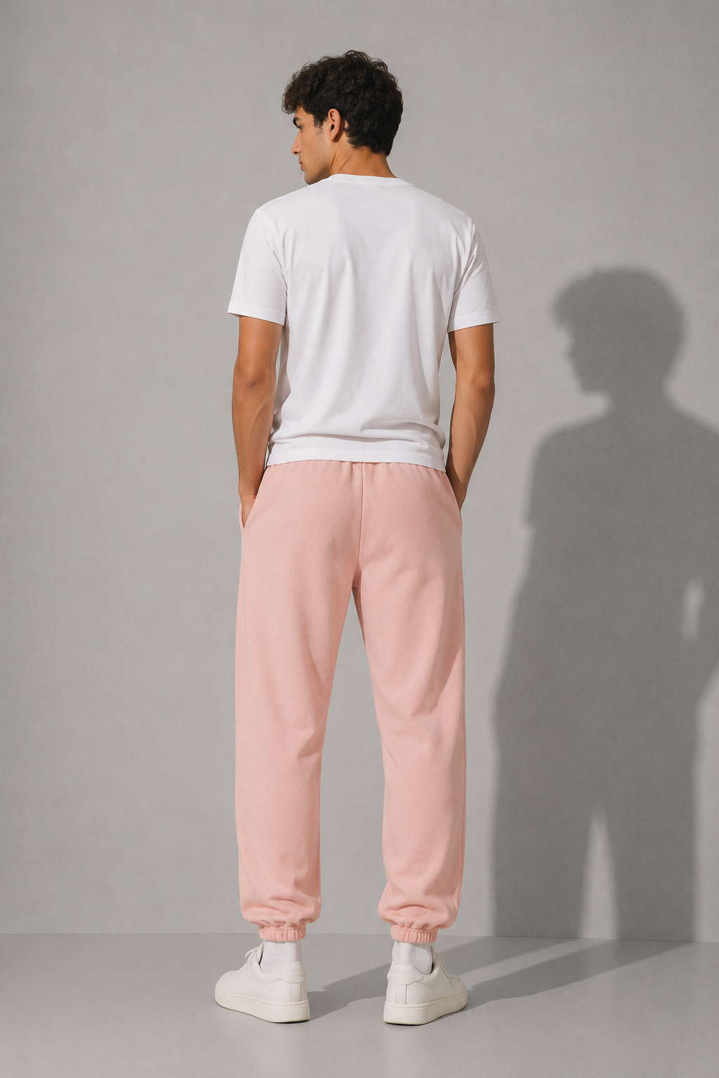 VAYRENX - V Logo Sweatpants